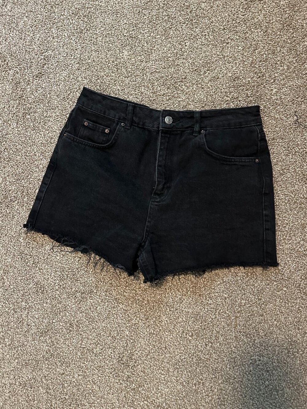 Topshop Moto Mom Denim Shorts Black Wash Size 8 Raw Hem